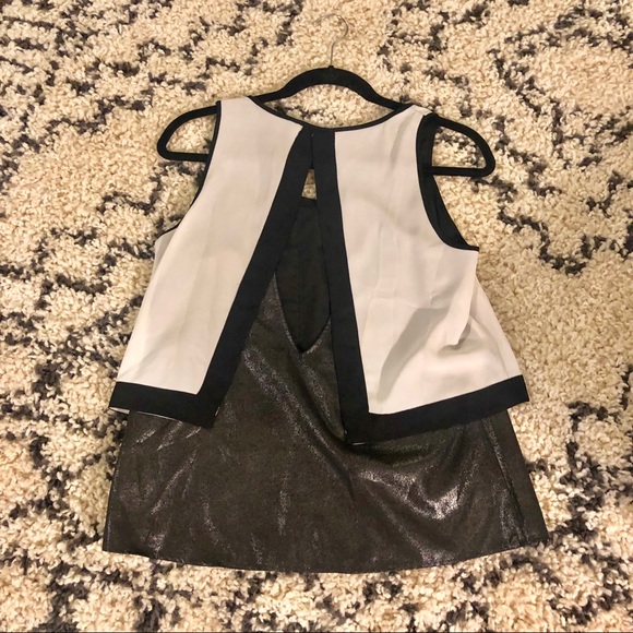 Express Shiny Blouse LIKE NEW XS - Picture 5 of 6